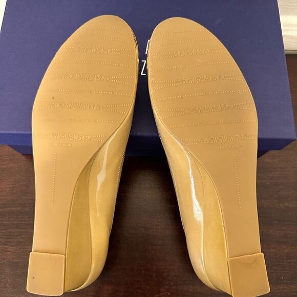 STUART WEITZMAN  sz 7,5 Patent Leather Wedge Heels Front Buckle Scrunch Toe - Picture 10 of 13